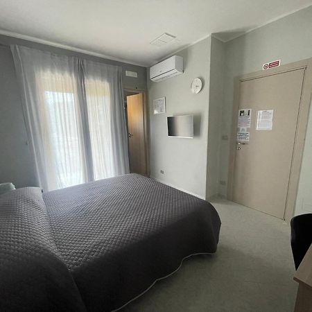 Dolci Sogni Bed & Breakfast Mugnano del Cardinale Екстериор снимка