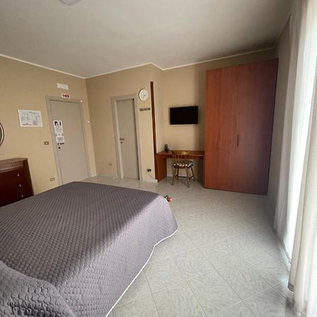 Dolci Sogni Bed & Breakfast Mugnano del Cardinale Екстериор снимка