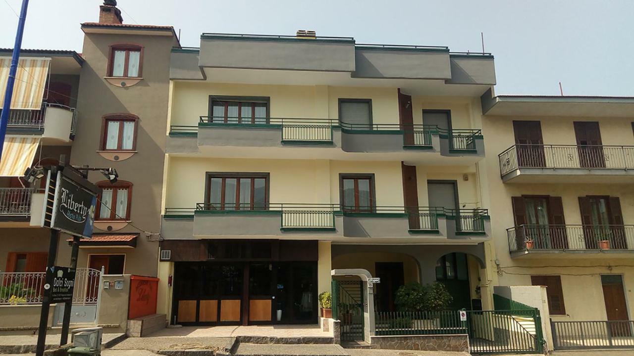 Dolci Sogni Bed & Breakfast Mugnano del Cardinale Екстериор снимка